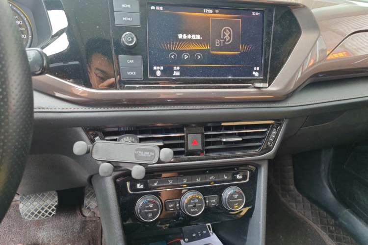 Used Volkswagen Tharu 2019 280TSI Two-Wheel Drive Luxury Edition China V Standard Audio And AC Panel