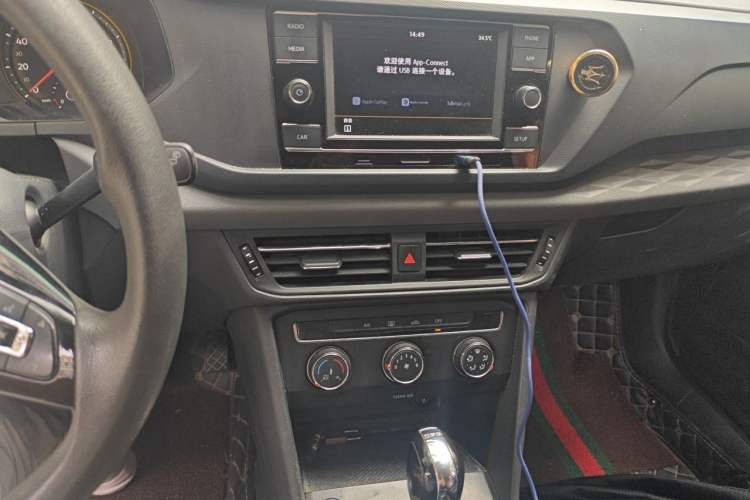 Used Volkswagen Tharu 2019 280TSI Two-Wheel-Drive Trend Edition China V Standard Audio And AC Panel
