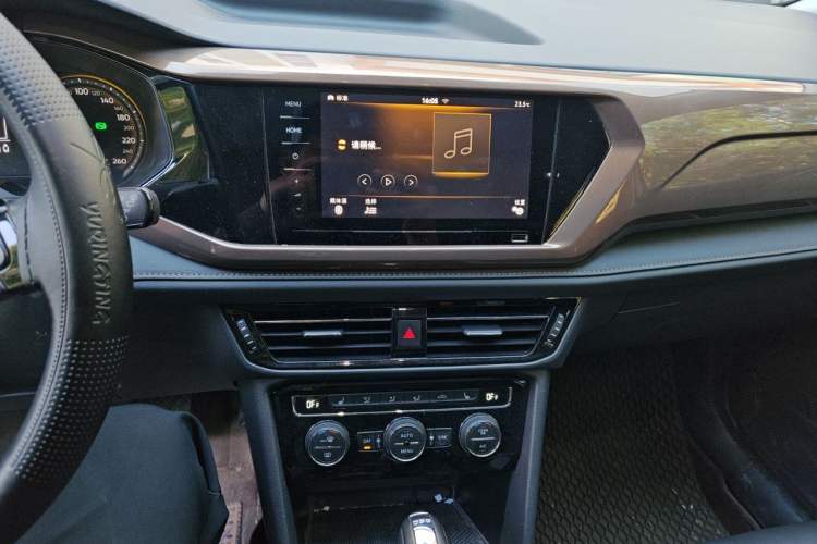 Used Volkswagen Tharu 2019 280TSI Two-Wheel Drive Luxury Edition China V Standard Audio And AC Panel