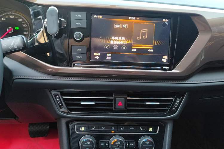 Used Volkswagen Tharu 2019 330TSI Four-Wheel Drive Luxury Edition China VI Standard Audio And AC Panel