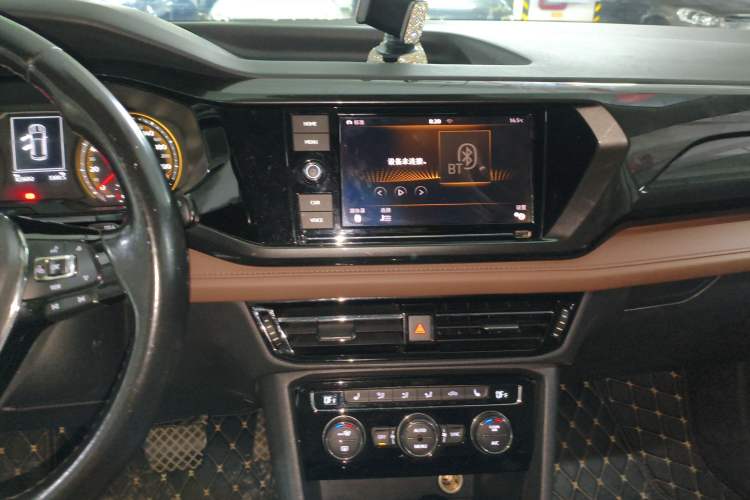 Used Volkswagen Tharu 2019 330TSI Four-Wheel Drive Luxury Edition China VI Standard Audio And AC Panel