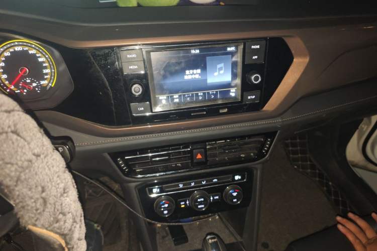 Used Volkswagen Tharu 2019 280TSI Two-Wheel Drive Comfort Edition China V Standard Audio And AC Panel
