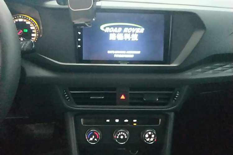 Used Volkswagen Tharu 2019 280TSI Two-Wheel Drive Trend Edition China VI Standard Audio And AC Panel