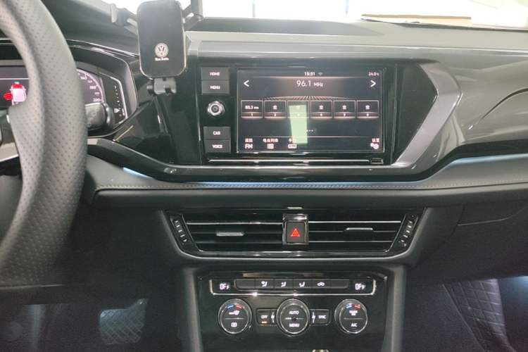 Used Volkswagen Tharu 2019 280TSI Two-Wheel Drive Comfort Edition China VI Standard Audio And AC Panel