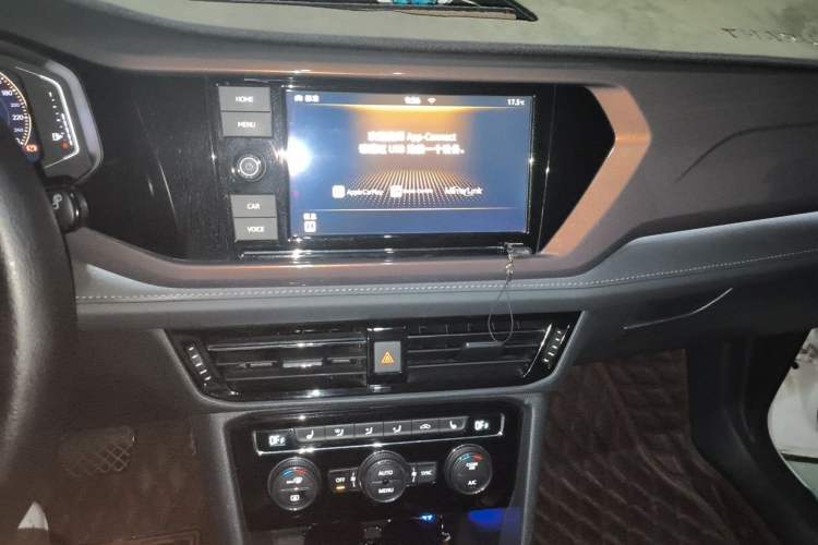 Used Volkswagen Tharu 2019 280TSI Two-Wheel Drive Flagship Version China VI Standard Audio And AC Panel