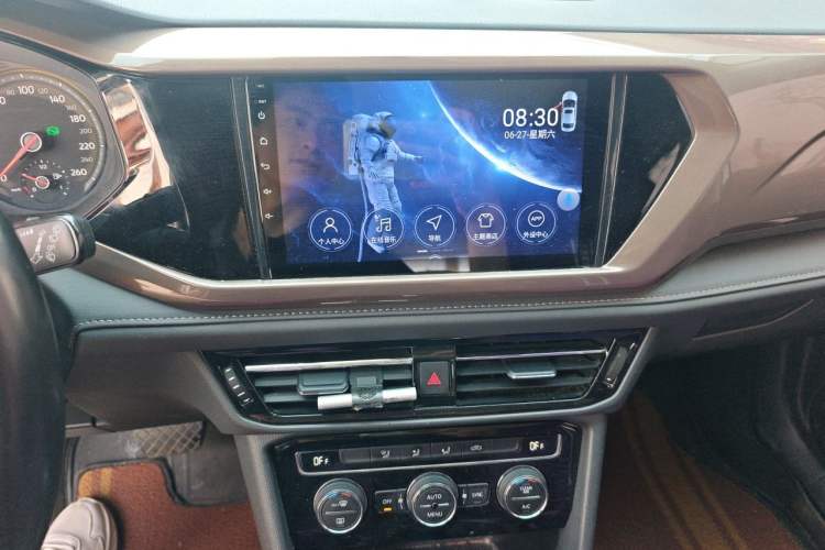 Used Volkswagen Tharu 2019 280TSI Two-Wheel Drive Comfort Edition China VI Standard Audio And AC Panel