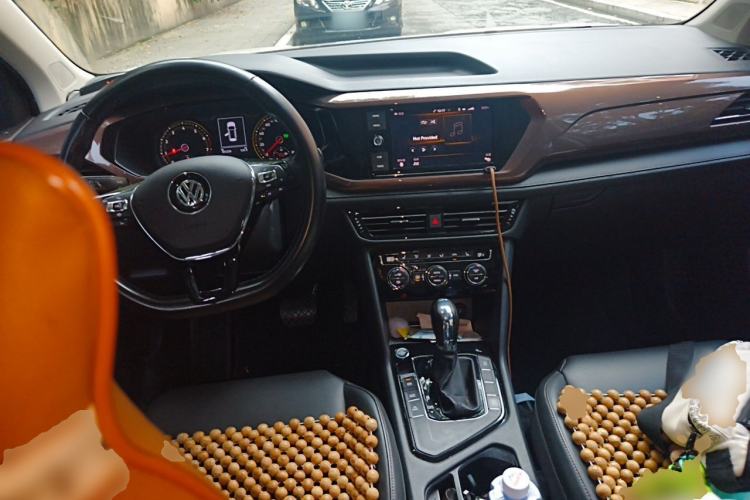 Used Volkswagen Tharu 2019 280TSI Two-Wheel Drive Luxury Edition China V Standard Center Console