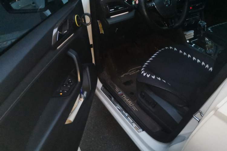 Used Volkswagen Tharu 2019 330TSI Four-Wheel Drive Flagship Model China VI Standard Driver Seat