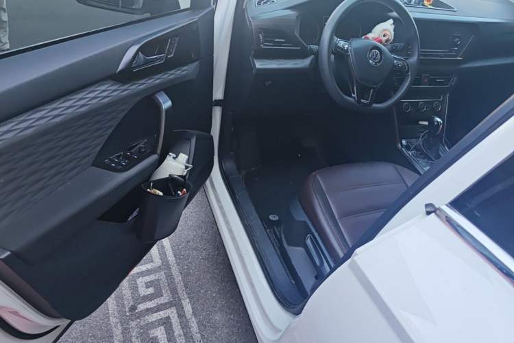Used Volkswagen Tharu 2019 280TSI Two-Wheel Drive Trend Edition China VI Standard Driver Seat