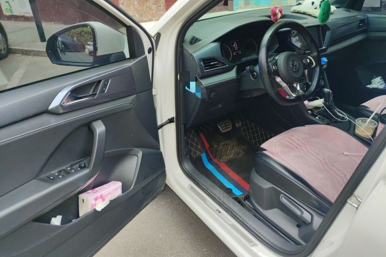 Used Volkswagen Tharu 2019 280TSI Two-Wheel Drive R-Line China VI Standard Driver Seat