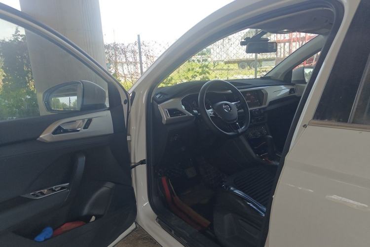 Used Volkswagen Tharu 2019 280TSI Two-Wheel Drive Luxury Edition China V Standard Driver Seat