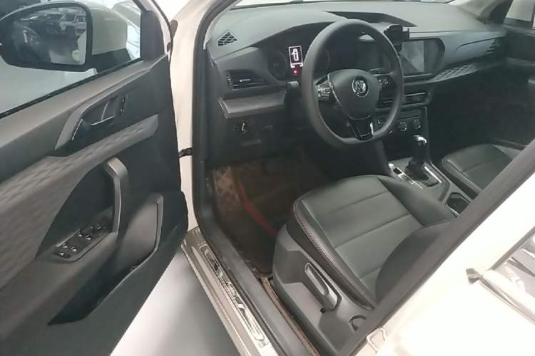 Used Volkswagen Tharu 2019 280TSI Two-Wheel Drive Trend Edition China VI Standard Driver Seat