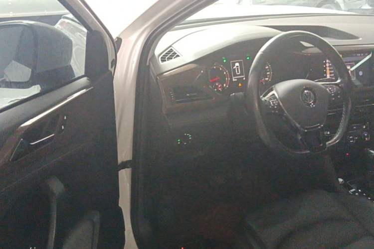 Used Volkswagen Tharu 2019 280TSI Two-Wheel Drive Comfort Edition China VI Standard Driver Seat