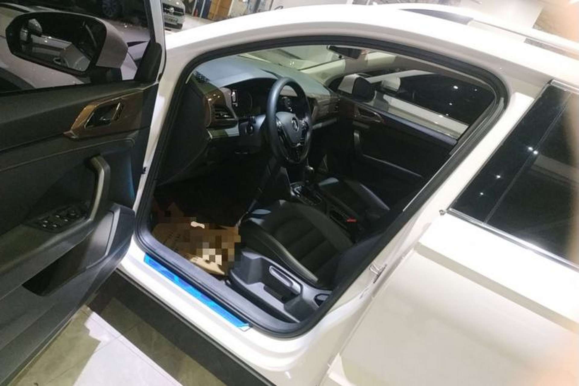 Used Volkswagen Tharu 2019 280TSI Two-Wheel Drive Luxury Version China VI Standard Driver Seat
