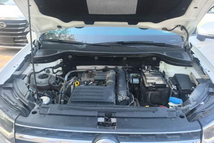 Used Volkswagen Tharu 2019 280TSI Two-Wheel Drive Luxury Edition China V Standard Engine Bay