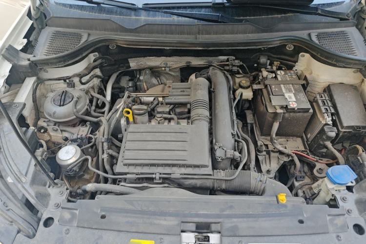 Used Volkswagen Tharu 2019 280TSI Two-Wheel Drive Luxury Edition China V Standard Engine Bay