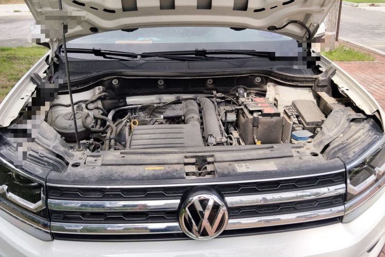 Used Volkswagen Tharu 2019 280TSI Two-Wheel Drive Luxury Version China VI Standard Engine Bay
