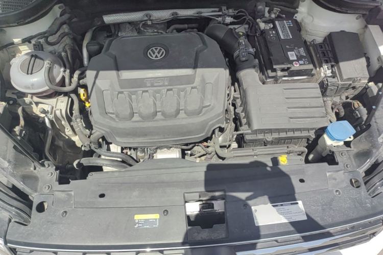 Used Volkswagen Tharu 2019 330TSI Four-Wheel Drive Luxury Edition China VI Standard Engine Bay