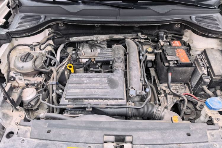 Used Volkswagen Tharu 2019 280TSI Two-Wheel Drive Trend Edition China VI Standard Engine Bay