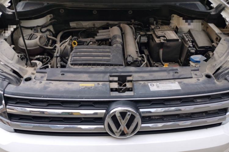 Used Volkswagen Tharu 2019 280TSI Two-Wheel Drive Luxury Version China VI Standard Engine Bay