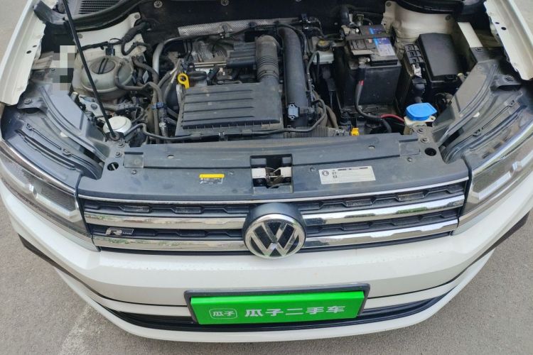 Used Volkswagen Tharu 2019 280TSI Two-Wheel Drive R-Line China VI Standard Engine Bay