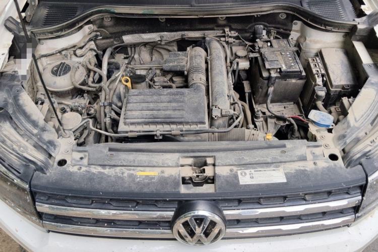 Used Volkswagen Tharu 2019 280TSI Two-Wheel Drive Trend Edition China VI Standard Engine Bay
