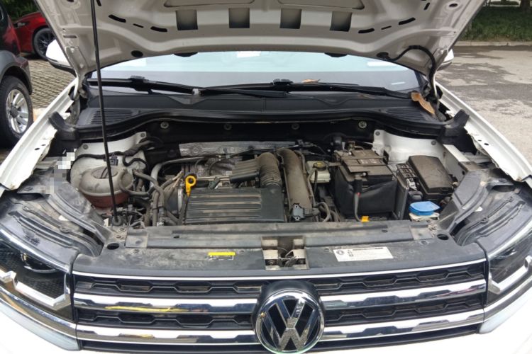 Used Volkswagen Tharu 2019 280TSI Two-Wheel Drive Luxury Version China VI Standard Engine Bay