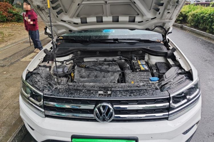 Used Volkswagen Tharu 2019 330TSI Four-Wheel Drive Luxury Edition China VI Standard Engine Bay