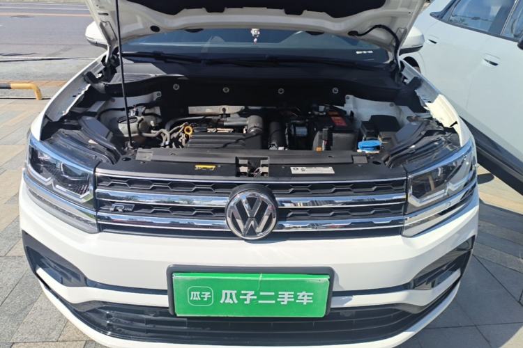 Used Volkswagen Tharu 2019 280TSI Two-Wheel Drive R-Line China V Standard Engine Bay