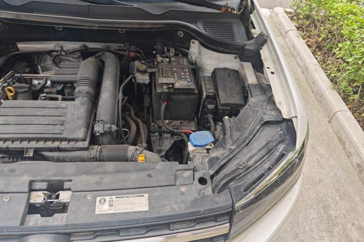 Used Volkswagen Tharu 2019 280TSI Two-Wheel-Drive Trend Edition China V Standard Engine Bay Left