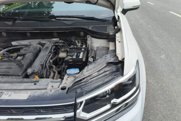 Used Volkswagen Tharu 2019 280TSI Two-Wheel Drive Luxury Edition China V Standard Engine Bay Left
