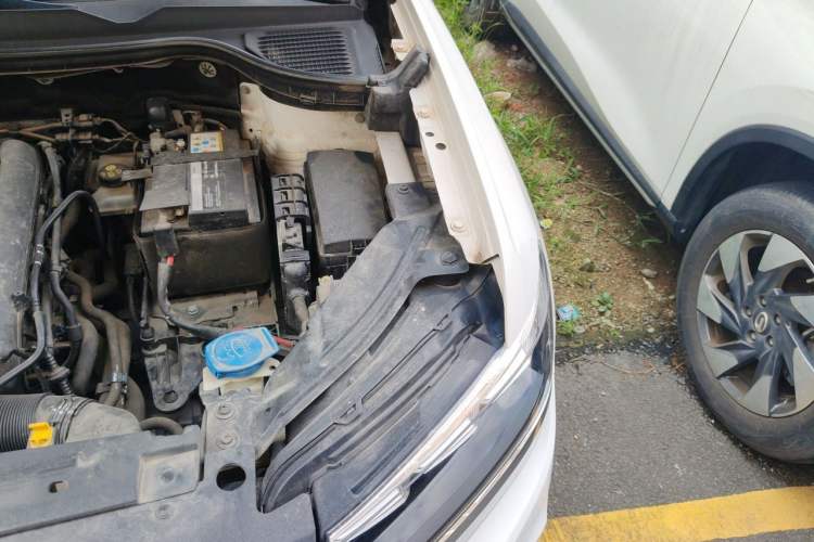 Used Volkswagen Tharu 2019 280TSI Two-Wheel Drive Comfort Edition China VI Standard Engine Bay Left