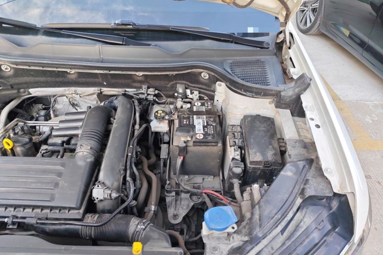Used Volkswagen Tharu 2019 280TSI Two-Wheel Drive Comfort Edition China VI Standard Engine Bay Left