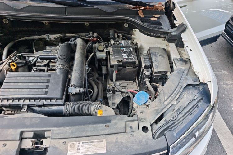 Used Volkswagen Tharu 2019 280TSI Two-Wheel Drive Luxury Edition China V Standard Engine Bay Left