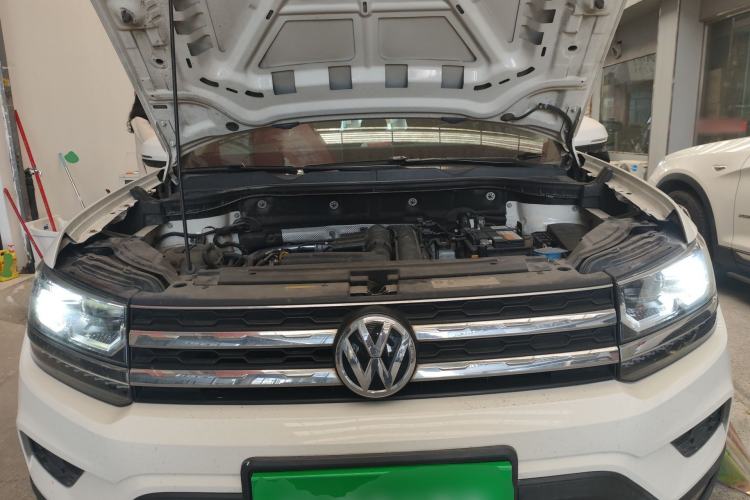 Used Volkswagen Tharu 2019 280TSI Two-Wheel Drive Luxury Version China VI Standard Engine Bay