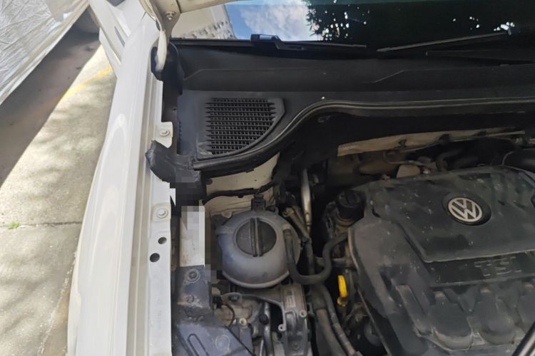 Used Volkswagen Tharu 2019 330TSI Four-Wheel Drive Flagship Model China VI Standard Engine Bay Right