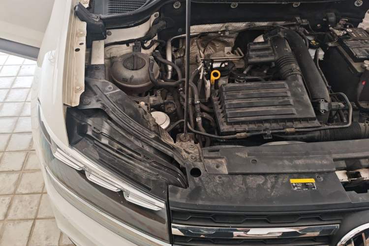 Used Volkswagen Tharu 2019 280TSI Two-Wheel Drive Comfort Edition China VI Standard Engine Bay Right