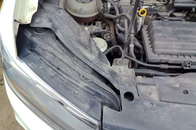 Used Volkswagen Tharu 2019 280TSI Two-Wheel Drive Comfort Edition China VI Standard Engine Bay Right