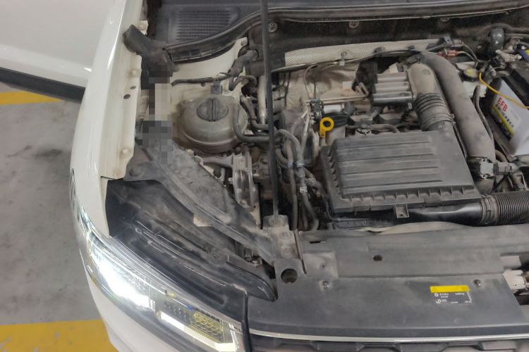 Used Volkswagen Tharu 2019 280TSI Two-Wheel Drive Luxury Edition China V Standard Engine Bay Right