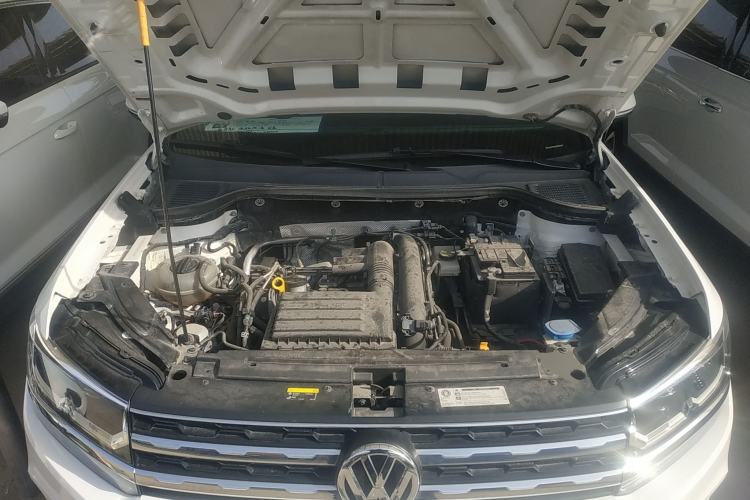 Used Volkswagen Tharu 2019 280TSI Two-Wheel Drive Luxury Version China VI Standard Engine Bay