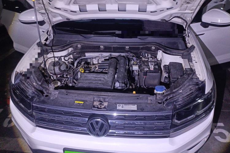 Used Volkswagen Tharu 2019 280TSI Two-Wheel Drive Luxury Version China VI Standard Engine Bay