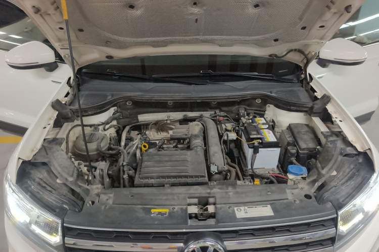 Used Volkswagen Tharu 2019 280TSI Two-Wheel Drive Luxury Edition China V Standard Engine Bay