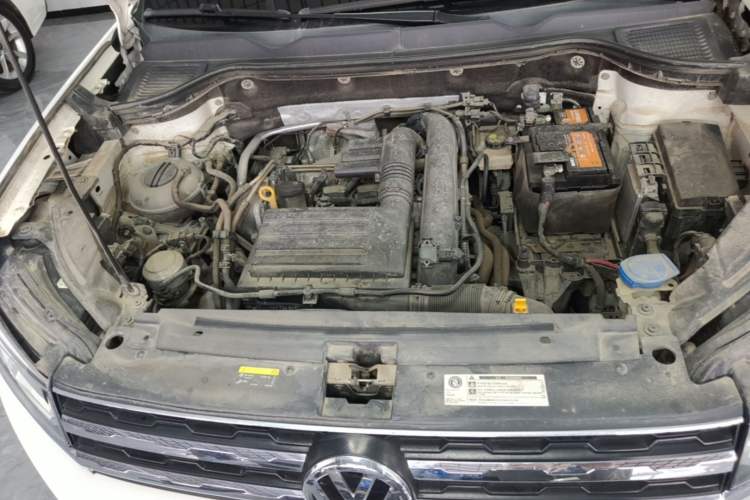 Used Volkswagen Tharu 2019 280TSI Two-Wheel Drive Luxury Version China VI Standard Engine Bay
