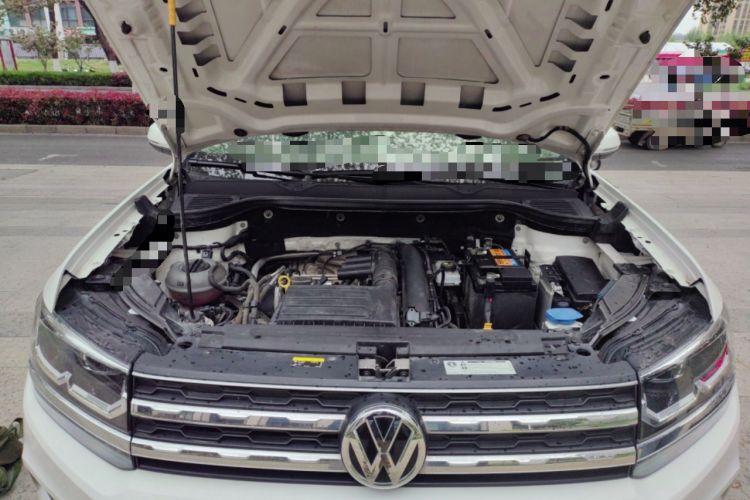 Used Volkswagen Tharu 2019 280TSI Two-Wheel Drive Luxury Version China VI Standard Engine Bay