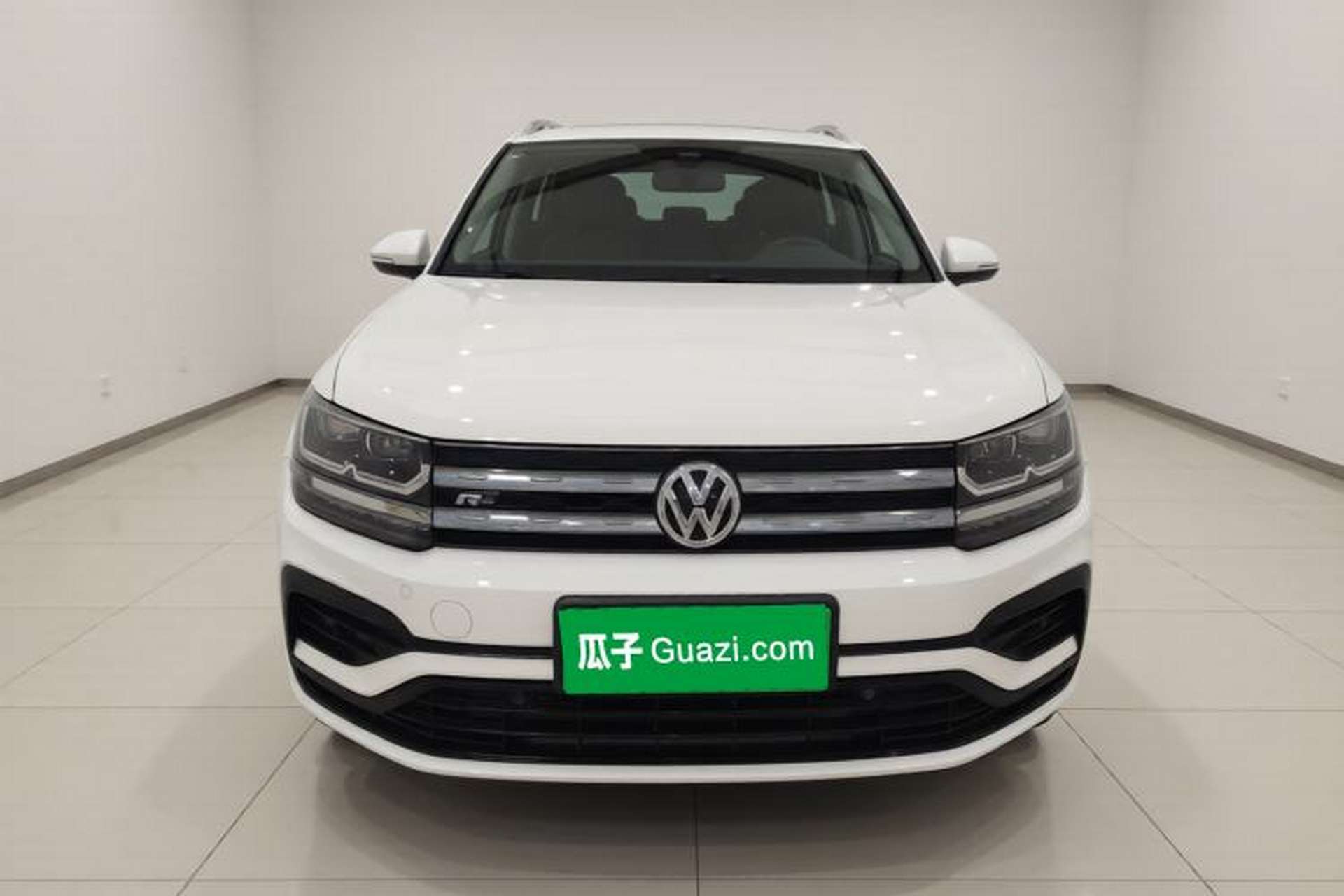Used Volkswagen Tharu 2019 280TSI Two-Wheel Drive R-Line China V Standard Exterior 1