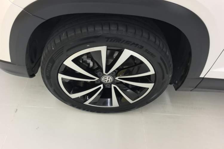 Used Volkswagen Tharu 2019 280TSI Two-Wheel Drive Luxury Version China VI Standard Exterior 1