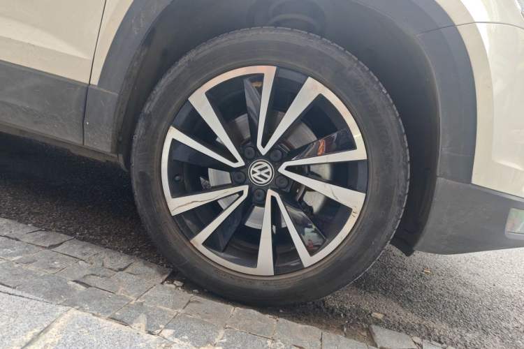 Used Volkswagen Tharu 2019 280TSI Two-Wheel Drive Luxury Edition China V Standard Exterior 1
