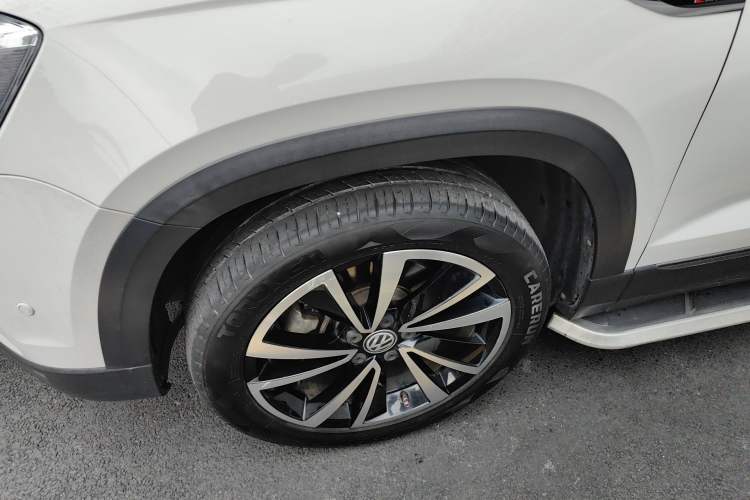 Used Volkswagen Tharu 2019 330TSI Four-Wheel Drive Luxury Edition China VI Standard Exterior 2