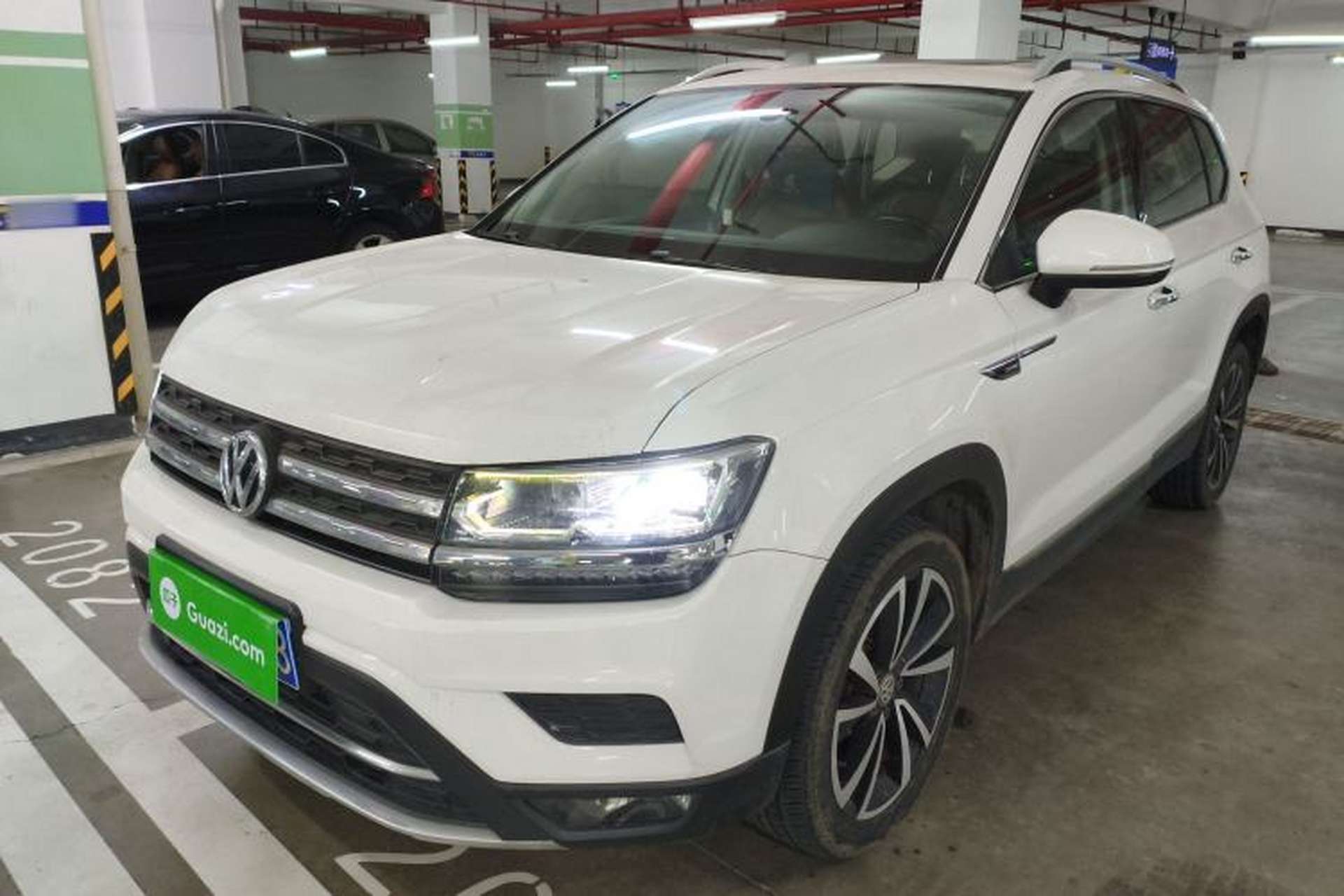 Used Volkswagen Tharu 2019 330TSI Four-Wheel Drive Luxury Edition China VI Standard Front Left 45 Deg