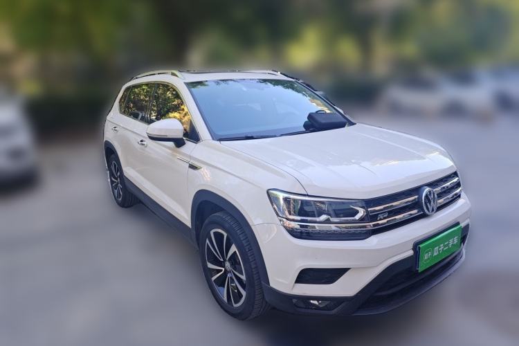 Used Volkswagen Tharu 2019 280TSI Two-Wheel Drive Luxury Edition China V Standard Front Right 45 Deg